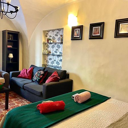 Dream Home - Lovely Space In The Heart Of Катания Экстерьер фото